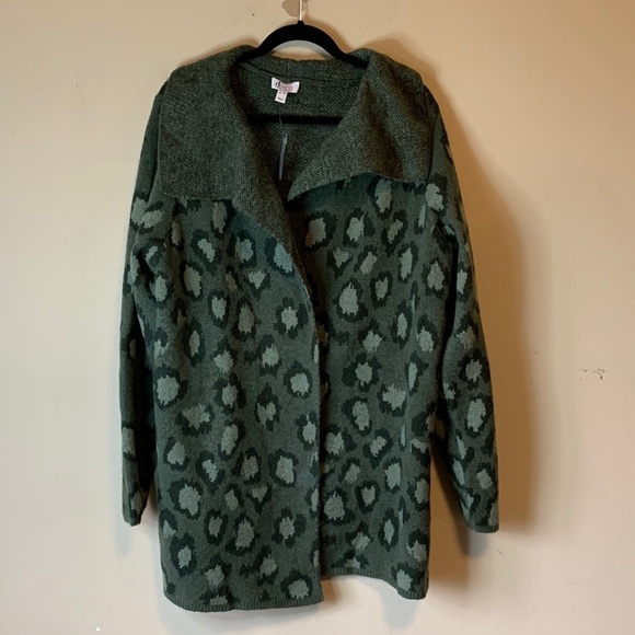 NWOT D & Co Green Animal Print Jacquard Knit Cardigan XL Cozy Fall Layer - Picture 2 of 12